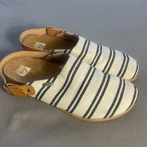 Reef Women's Cushion Sage TX Black and White Striped Clogs Size 9 - Picture 4 of 10